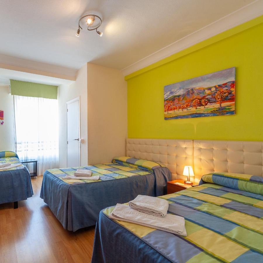 Hostal Manjon Burgo Buitenkant foto
